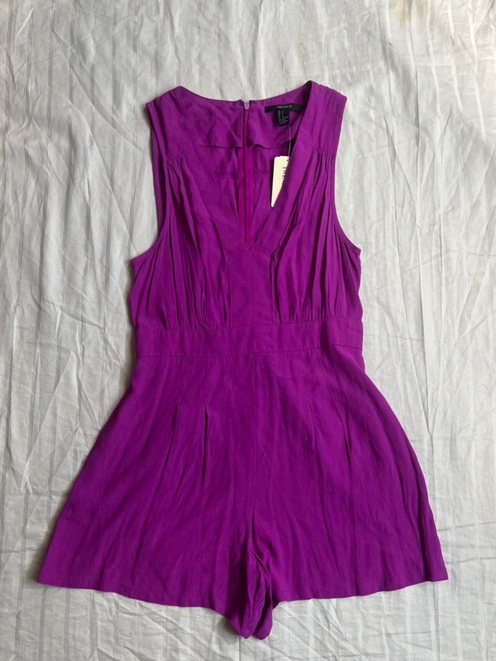 🪞 NWT sleeveless dressy pleated romper zip up back side pockets